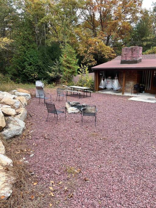 Cozy Log Cabin In Jim Thorpe Extérieur photo