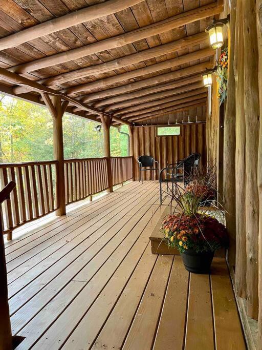 Cozy Log Cabin In Jim Thorpe Extérieur photo
